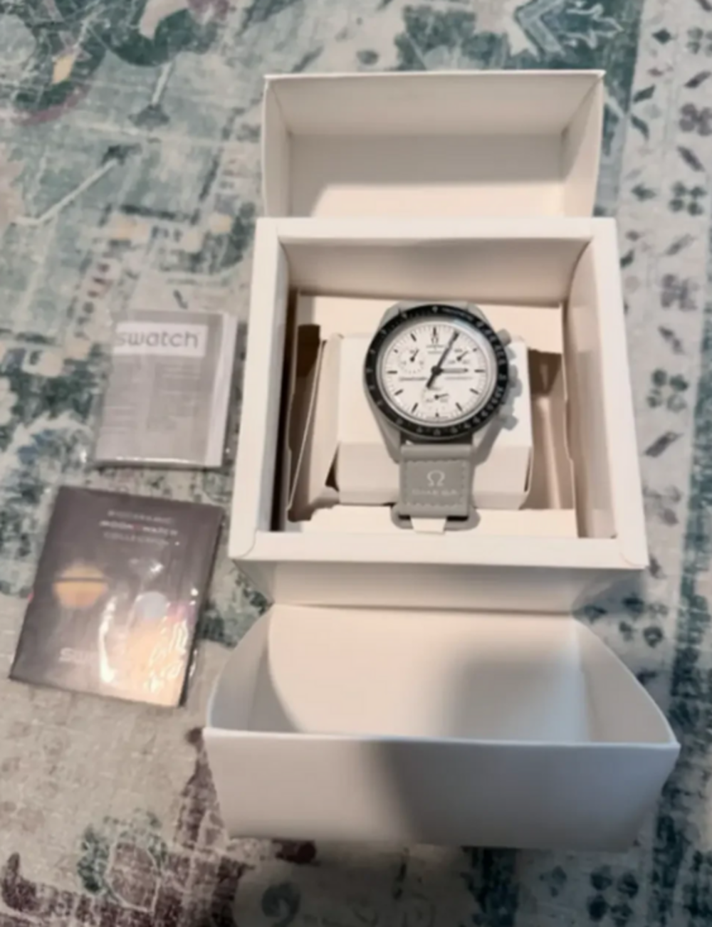 Swatch x Omega Bioceramic MoonSwatch 1965 Grey White SO33M106